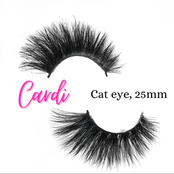 Faux Mink and Mink Lashes | Beauty Escape TO - Picture 14 of 14